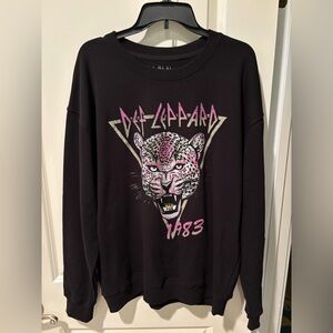 Def Leppard Black Graphic Sweatshirt Leopard 1983 Rock Band Pullover L